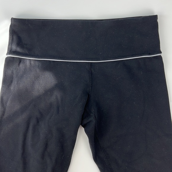 Lululemon Crop Leggings Sz: 6 - Picture 5 of 11
